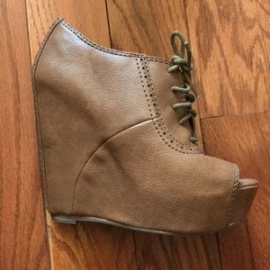 Steve Madden Gege Open Toe Wedge Booties